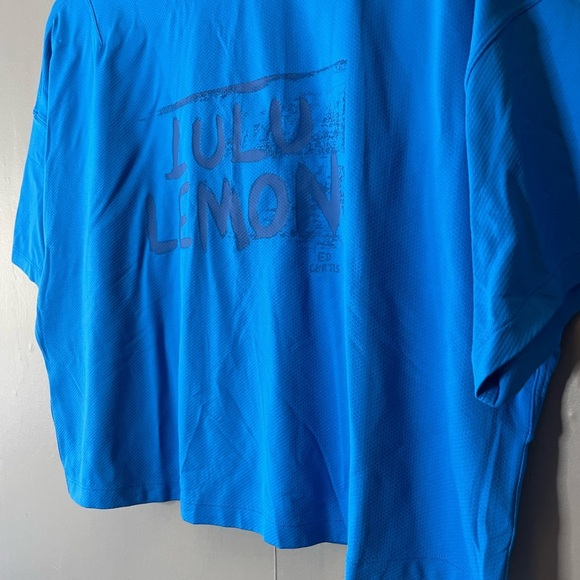 Lululemon Abrasion-Resistant Training T-Shirt *Ed Curtis
Poolside size 8 - Picture 6 of 9